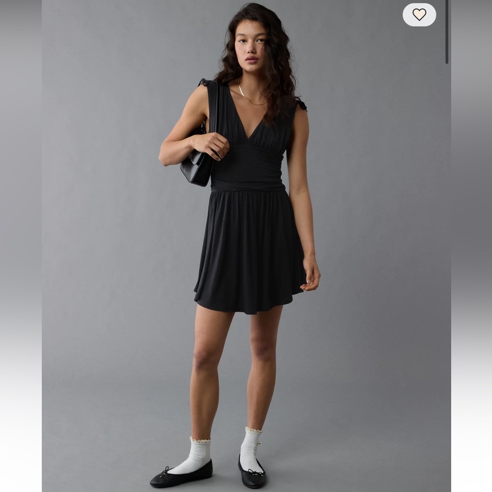 American Eagle Black V-Neck Cinch Bodice Mini Dress!  Size XS!